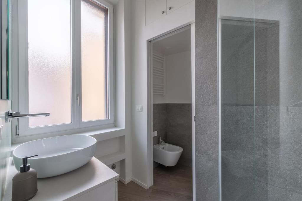 Cozy Apartment: Fioravanti12 Appartement